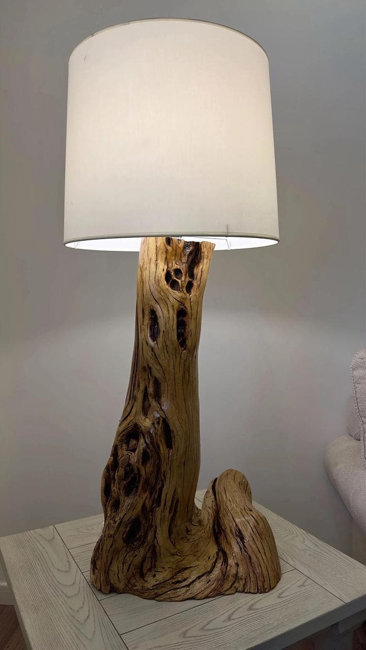 الطاولات الجانبية